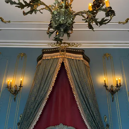 Chateau De 4*